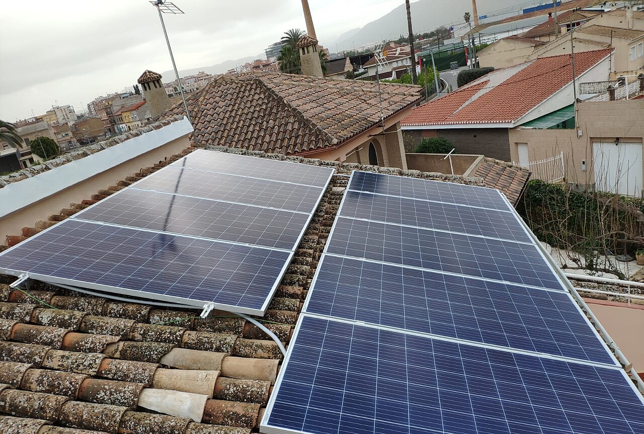 Residential rooftop solar